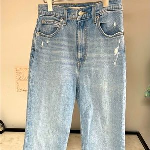 Levi’s high rise flair jean (26)